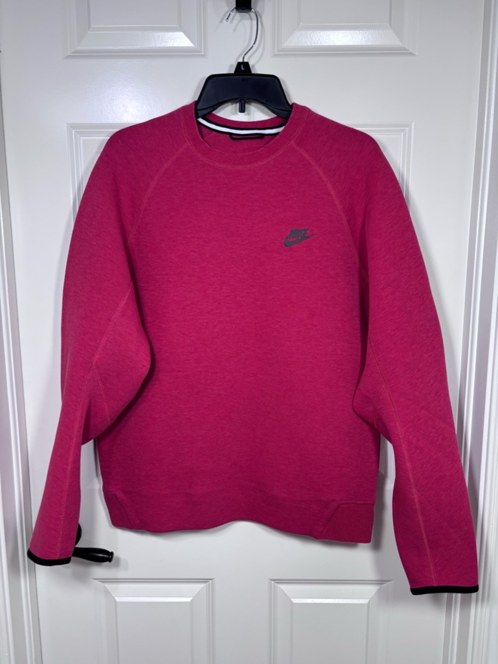 Nike Tech Fleece Crewneck Pullover  Sweatshirt Men’s M Red